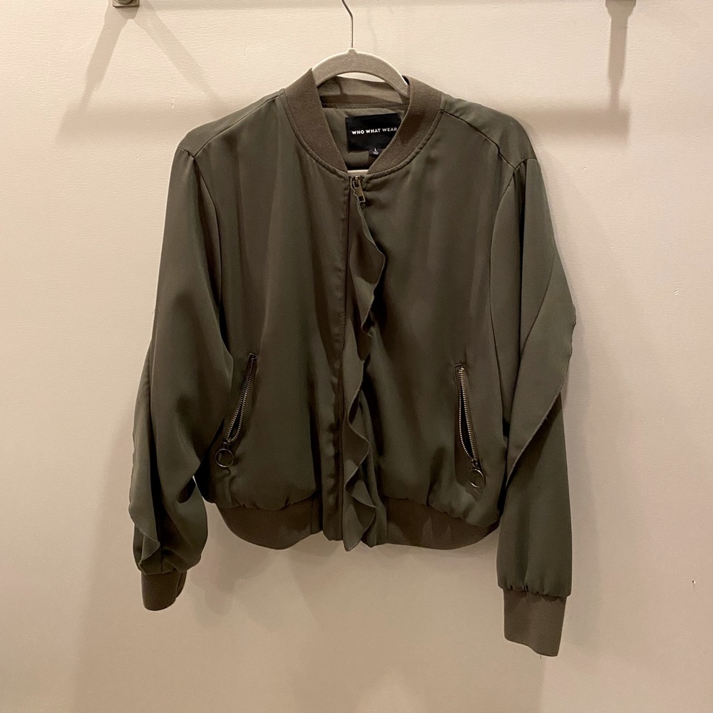 Women’s L - Army Green Bomber Jacket w/ Ruffles